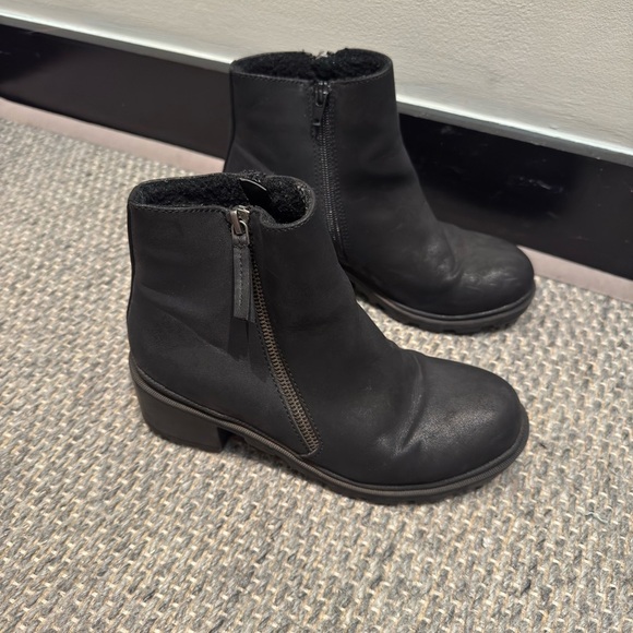 Jelly Shoes Kids Size 4 M Black Block Heel - Picture 1 of 7